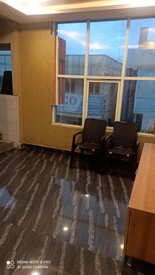 Hotel E Lodge فيساخاباتنام المظهر الخارجي الصورة